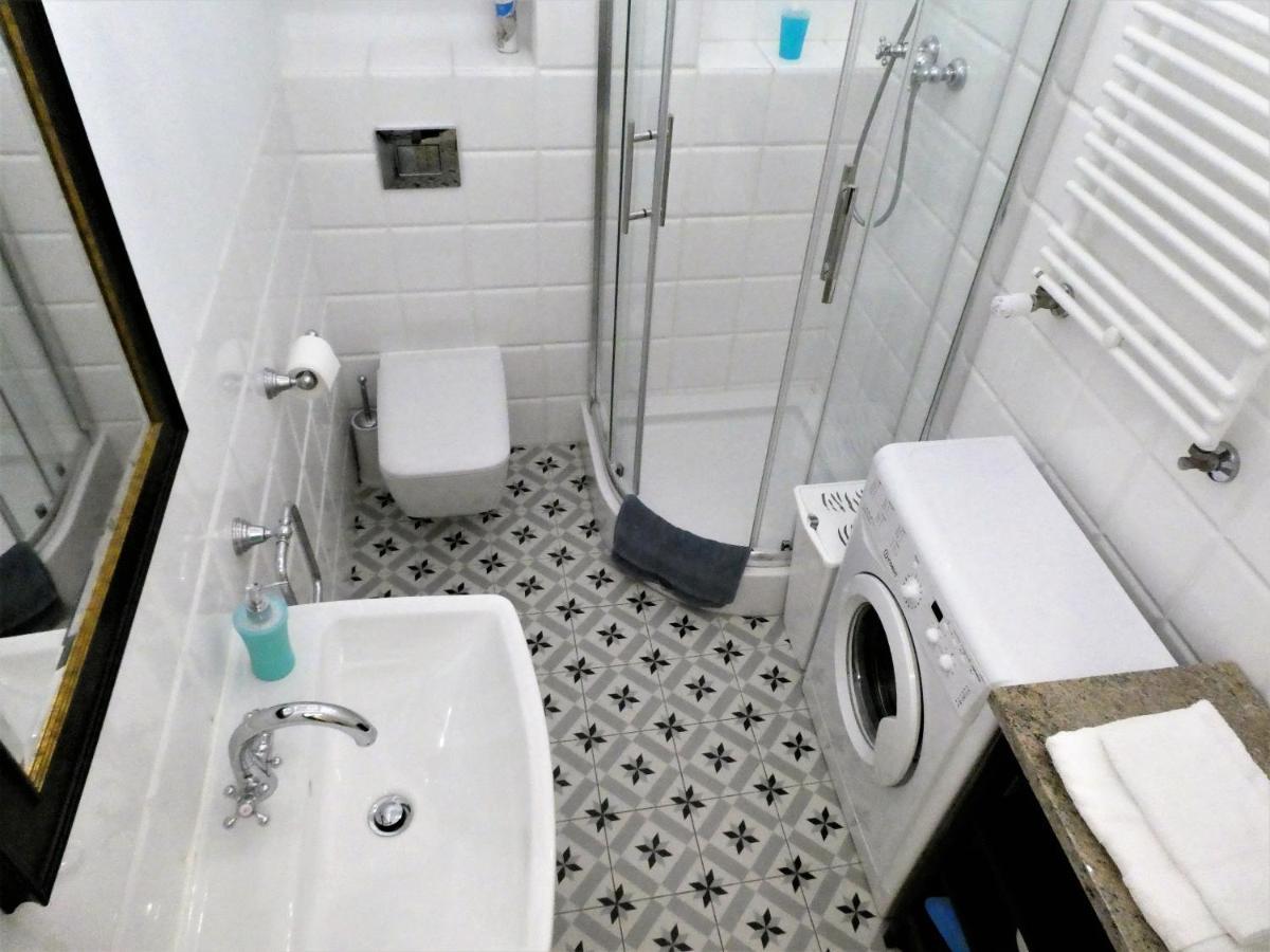 Apartamenty Metro Praga Warsaw Luaran gambar